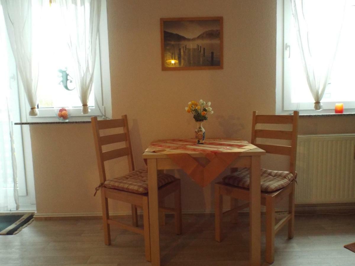 2-Zimmer-Ferienwohnung "Garten Der Welt" Berlin Extérieur photo