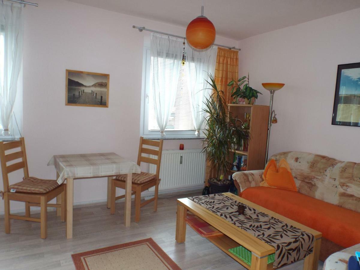 2-Zimmer-Ferienwohnung "Garten Der Welt" Berlin Extérieur photo